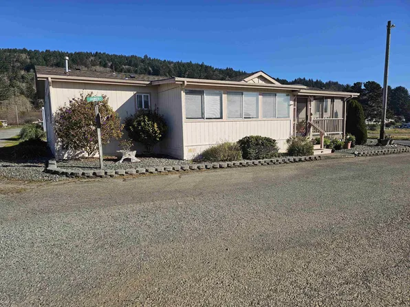 12400 Us Highway 101 N, Smith River, CA 95567