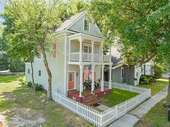3rd image of 1614 20th Ave #11