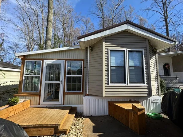 5355 E Pkwy #6, Cosby, TN 37722