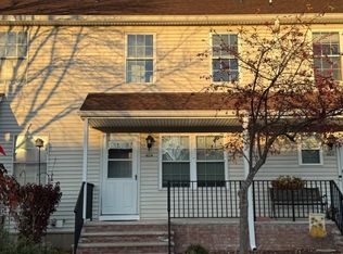 604 Wedgewood Cir, Flemington, NJ 08822