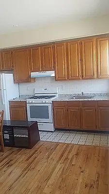 4th image of 123 E 102nd St APT 5E