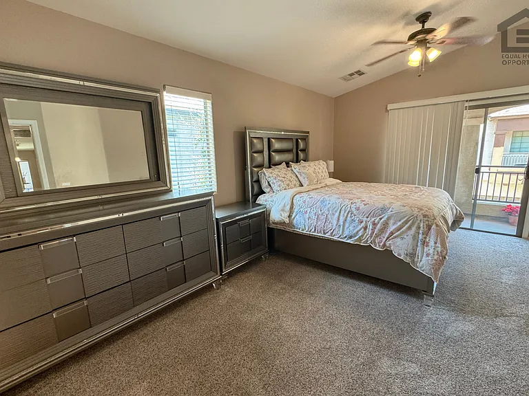2727 N Price Rd #6 — Photo 18
