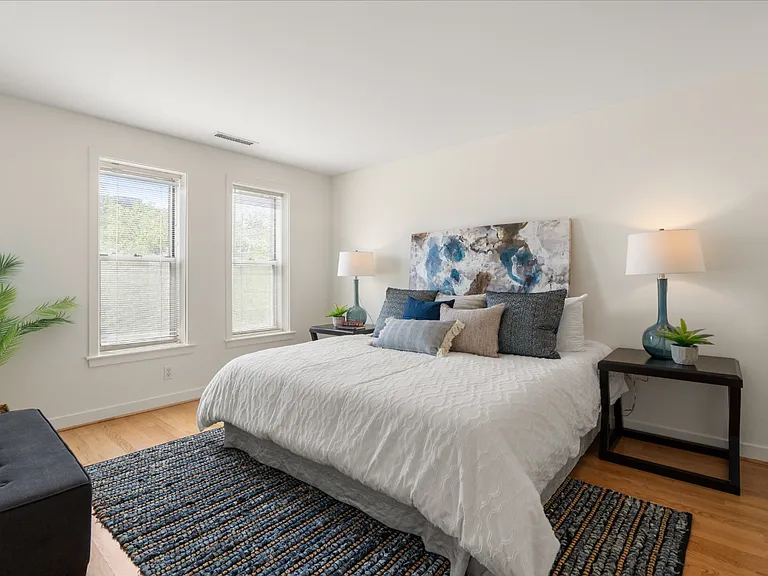 20 Chestnut St #406 — Photo 7