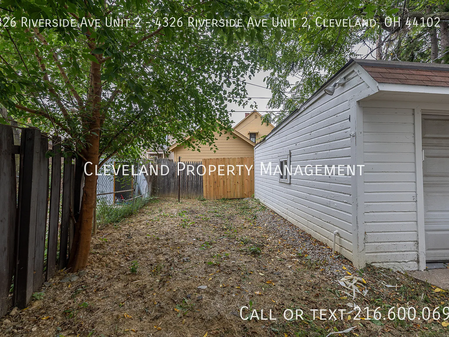 Charming 2 bedroom Unit — Photo 3