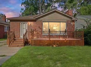 518 S Campbell Rd, Royal Oak, MI 48067