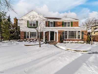 18201 Shelburne Rd, Shaker heights, OH, 44118