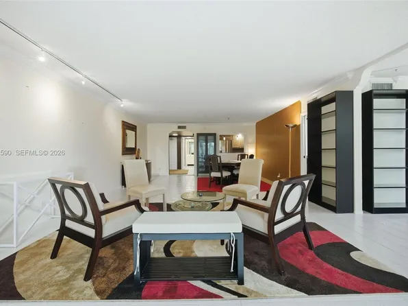 821 Cypress Blvd APT 307, Pompano Beach, FL 33069
