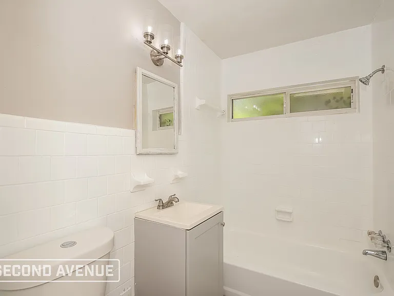 3015 Lansdell Dr — Photo 11