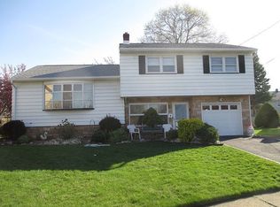 37 Conover Ct, Clifton, NJ 07012