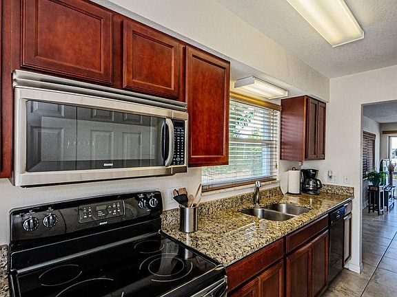 5th image of 2186 Edythe Dr APT 11