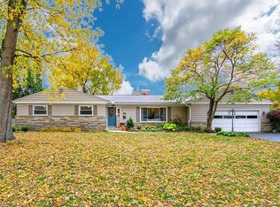 2555 Johnston Rd, Columbus, OH 43220