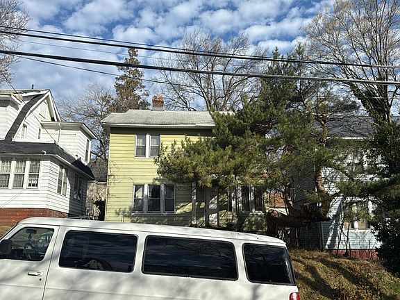 2nd image of 35-39 Custer Ave