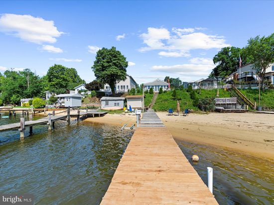 336 Bar Harbor Rd, Pasadena, MD 21122