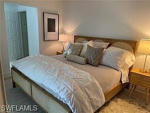 5th image of 800 Golf Dr S #104