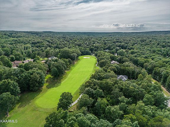 4th image of 516 Stonehenge Dr
