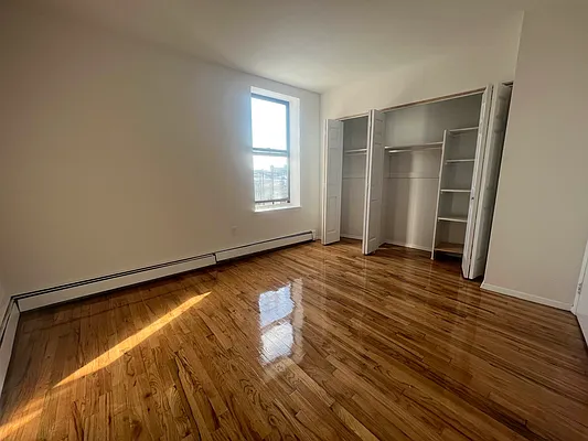 Rented by Bruma Realty LLC | media 14