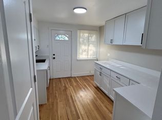 9636 S Brennan Ave, Chicago, IL 60617