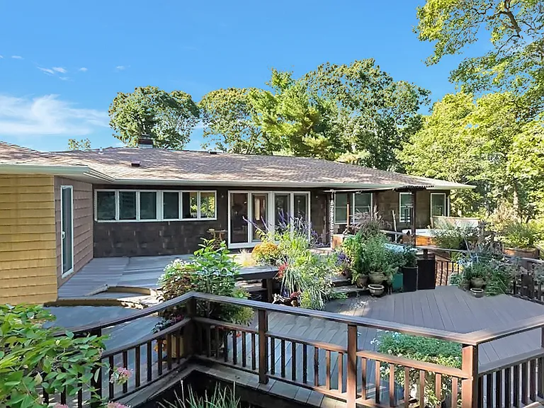 250 Pine Tree Ct — Photo 23