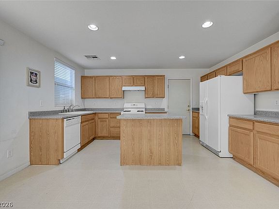 3rd image of 8949 Ryan Creek Ave