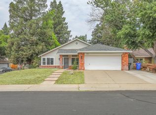 8912 Laguna Place Way, Elk Grove, CA 95758