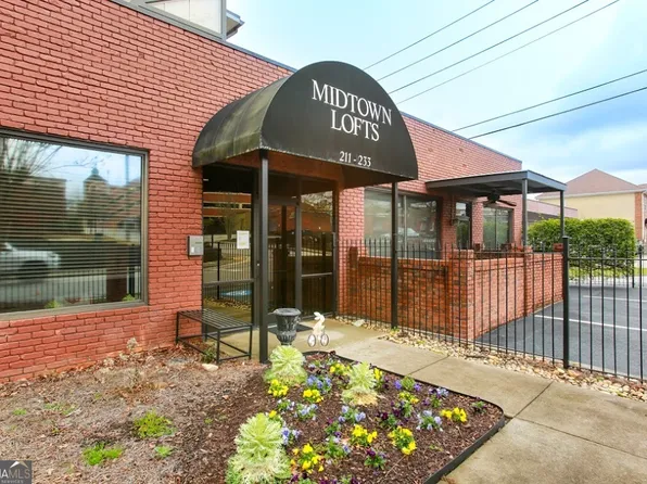 205 Johnson Ave #231, Carrollton, GA 30117
