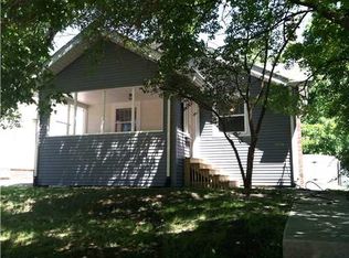 2507 C Ave NE, Cedar Rapids, IA 52402