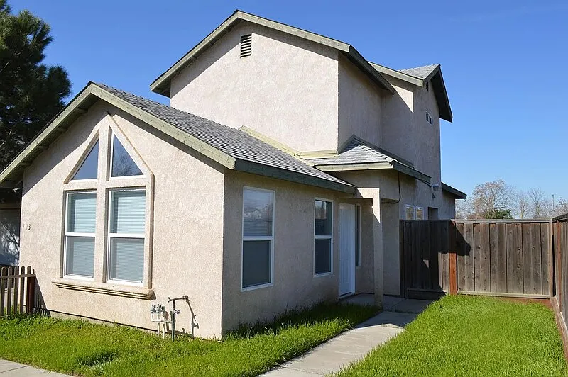 Building Photo - 1055 Vermont Ave