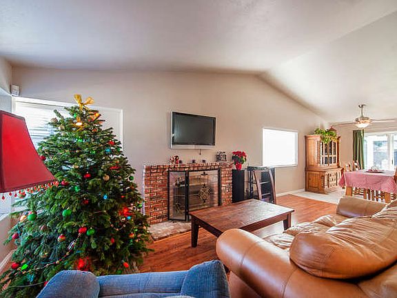 4th image of 848 Viking Ln
