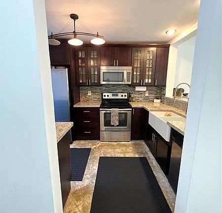 5th image of 4835 NW 22nd St
