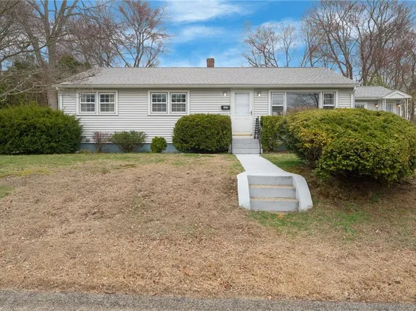 167 Myette St, Woonsocket, RI 02895