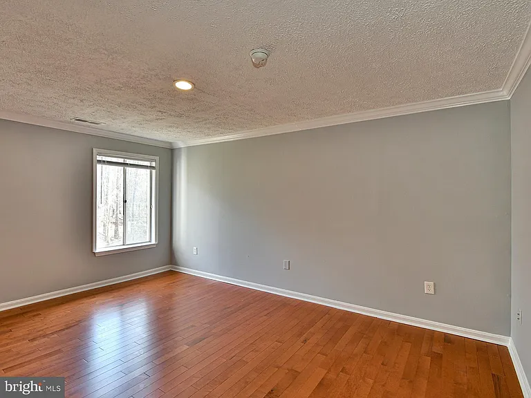 8011 Mandan Rd #303 — Photo 15