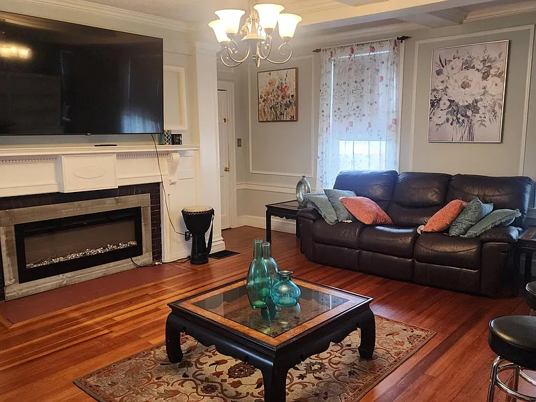 266 Pleasant St #2 — Photo 3