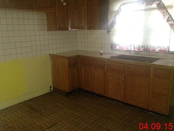 5th image of 217 S 20th Ave