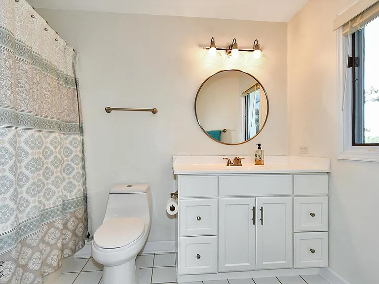 17323 Lakebrook Dr — Photo 15