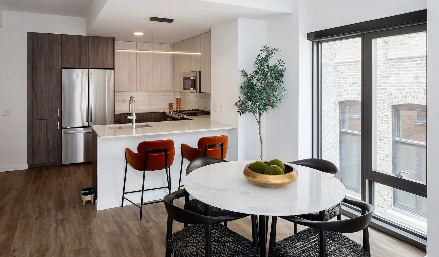 1 bed, 1.0 bath, $2,961 — Photo 4