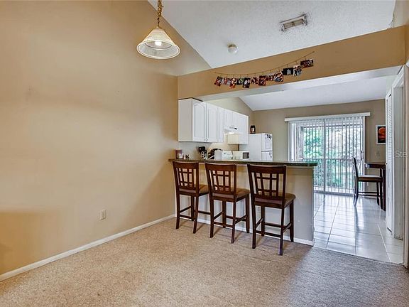 5th image of 124 Reserve 212 Cir