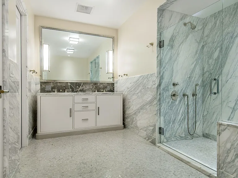 The Residences at Palisades Village — Photo 133