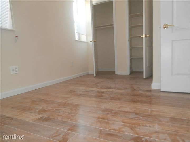 ImgTour_3br Apt 2 877 Union Ave BX (4)