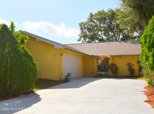 1046 Elmont St NW, Palm Bay, FL 32907