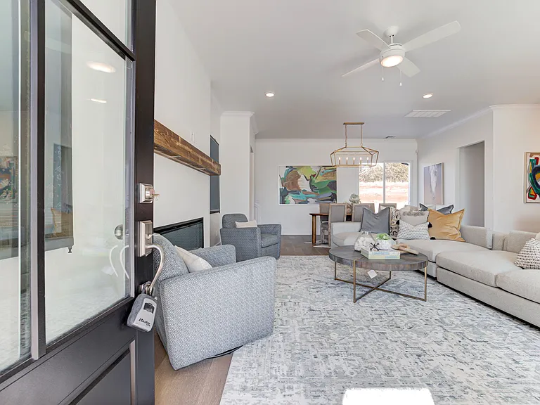7901 Behr Dr — Photo 6