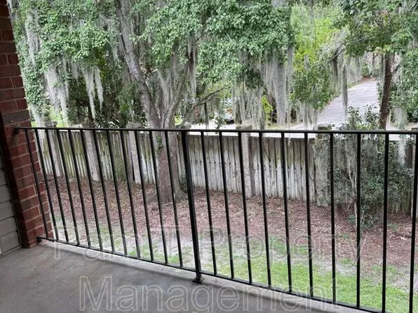 211 Edgewater Rd, Savannah, GA