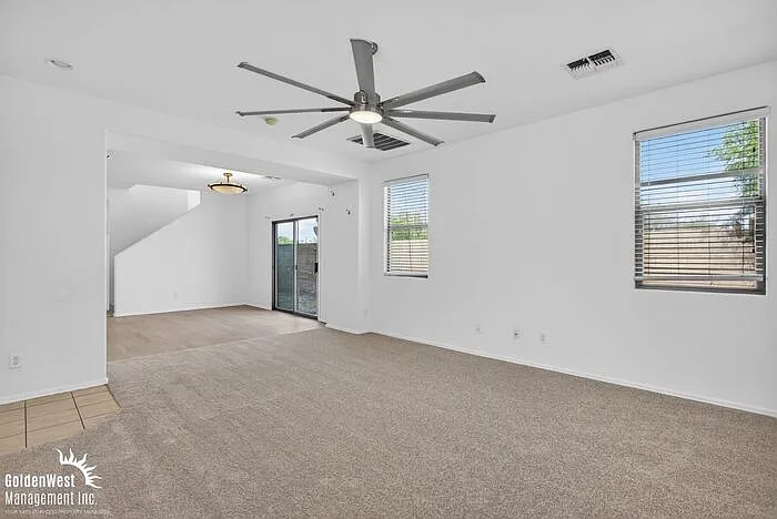 7117 S 7th Ln — Photo 3
