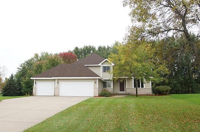 1st image of 2044 152nd Ln NE