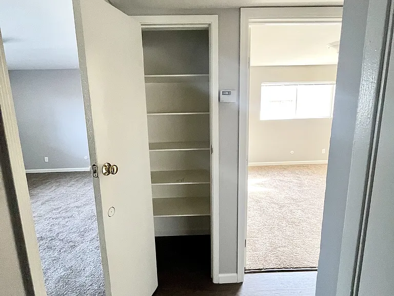 1851 Salem Ave — Photo 8