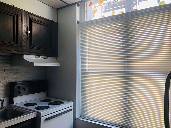 2nd image of 1424 McKean St #1