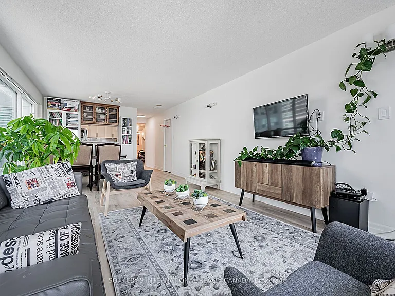 10 Yonge St #1012 — Photo 5