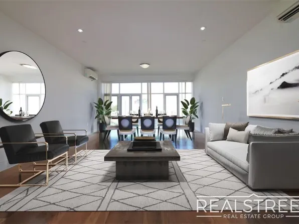 90-02 Queens Boulevard image 1 of 12