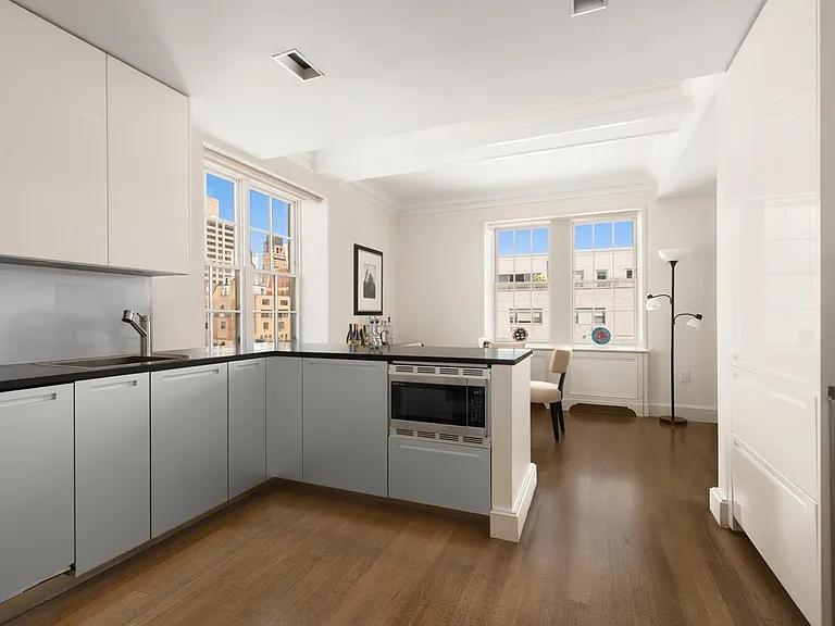 25 E 77th St #1503 — Photo 7