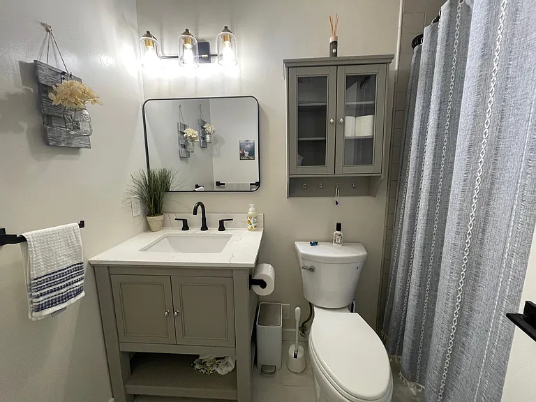 450 N Civic Dr #501 — Photo 3