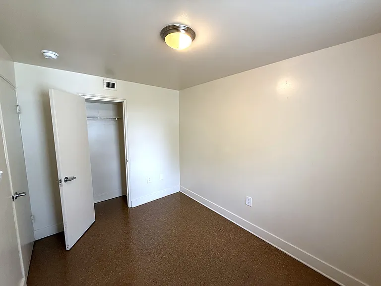 1528 Bluemont Ave SW #120 — Photo 4
